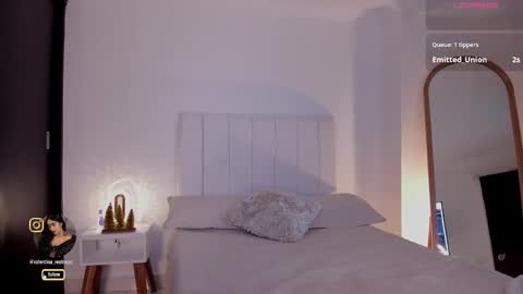 Valentina   1030   530  -  online show from 31, 12, 2024