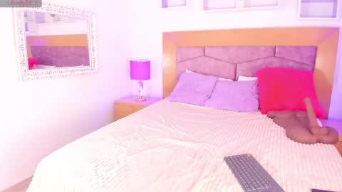 Snapshot of madison__jones chatting on 8, 3, 2025 online show from 8, 3, 2025