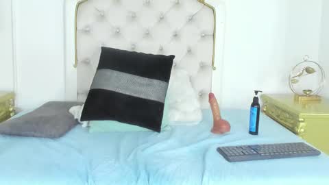 Snapshot of madisongomez16 chatting on 9, 3, 2025 madisongomez16 online show from 9, 3, 2025