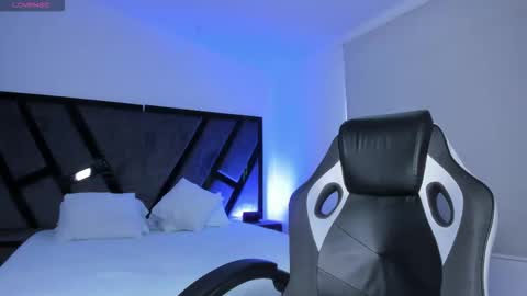 Snapshot of madisonsky_ chatting on 4, 11, 2025 madison online show from 4, 11, 2025