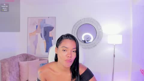 Snapshot of madisson_davon chatting on 7, 2, 2025 Madisson Davon online show from 7, 2, 2025