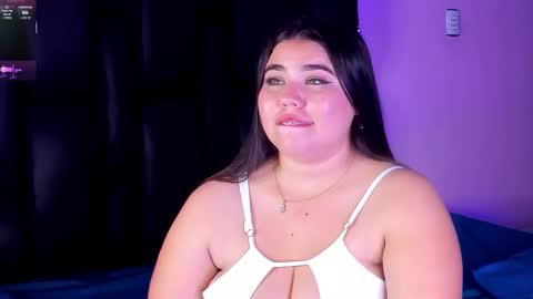 Snapshot of madissonlee__ chatting on 10, 10, 2025 madissonlee__ online show from 10, 10, 2025