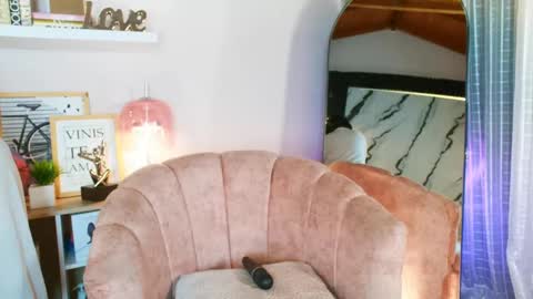 Snapshot of madissonone1 chatting on 24, 2, 2025 MADISSOONE online show from 24, 2, 2025