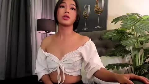 Snapshot of madonnajhonson chatting on 30, 11, 2025 madonnajhonson online show from 30, 11, 2025