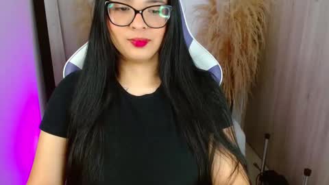 Madyson hot online show from 16, 11, 2025