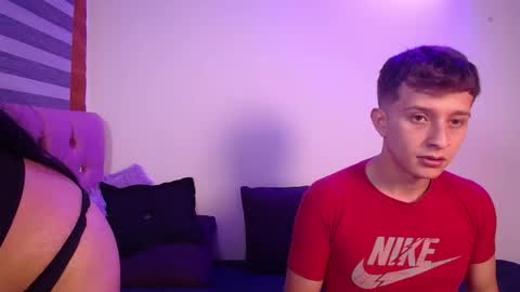 mae and nathan online show from 17, 4, 2026