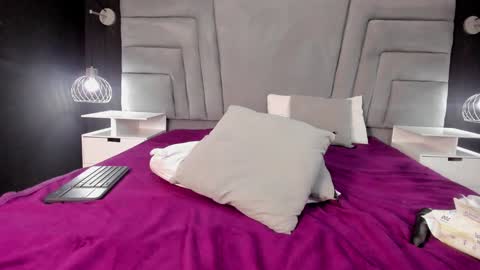 MAEE ANGELS online show from 27, 12, 2024