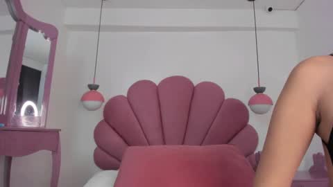 MAEE ANGELS online show from 28, 12, 2024