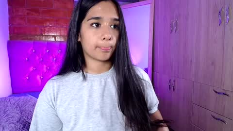 Snapshot of maeena chatting on 10, 12, 2024 maeena online show from 10, 12, 2024