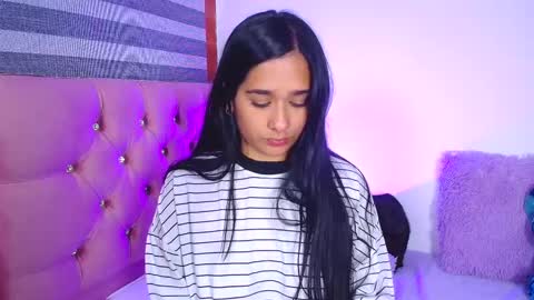 Snapshot of maeena chatting on 10, 3, 2025 maeena online show from 10, 3, 2025