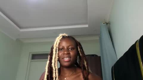 Maelys online show from 10, 5, 2026