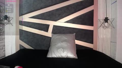 maevekuro online show from 29, 9, 2025