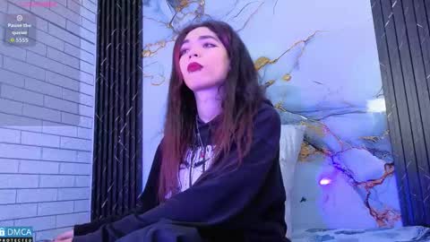 maevekuro online show from 20, 10, 2025