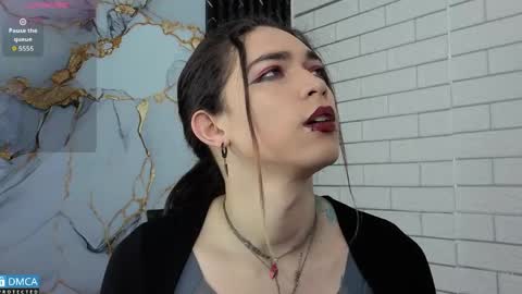 maevekuro online show from 13, 4, 2026