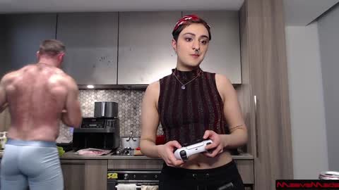 Meaves online show from 24, 12, 2024