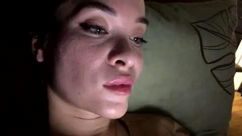 magggg658318 online show from 14, 2, 2025