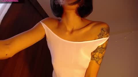 Snapshot of maggie_raver chatting on 21, 12, 2024 maggie online show from 21, 12, 2024