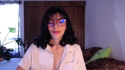 Snapshot of maggie_raver chatting on 3, 12, 2025 maggie online show from 3, 12, 2025