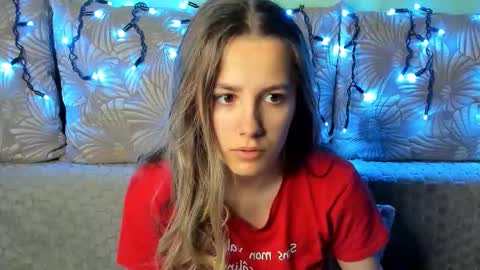 Snapshot of maggiecake chatting on 20, 12, 2025 Maggie online show from 20, 12, 2025