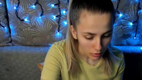 Snapshot of maggiecake chatting on 8, 1, 2026 Maggie online show from 8, 1, 2026