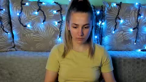 Snapshot of maggiecake chatting on 9, 1, 2026 Maggie online show from 9, 1, 2026