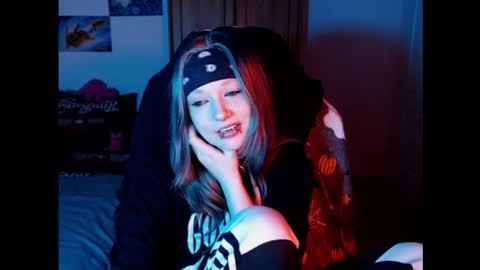 Snapshot of maggieswaggy chatting on 3, 3, 2026 Magdalene Swaggy online show from 3, 3, 2026