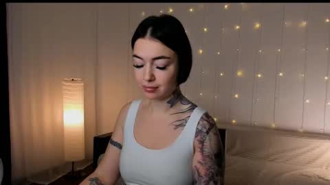 Snapshot of magic_alie chatting on 7, 1, 2026 Magic Allie online show from 7, 1, 2026