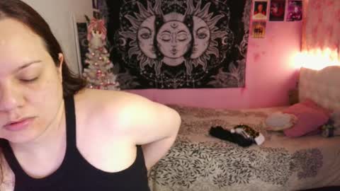 Claire online show from 25, 12, 2024