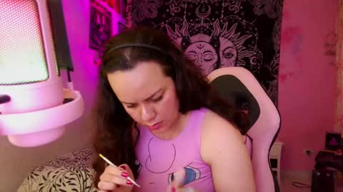 Claire online show from 6, 3, 2025