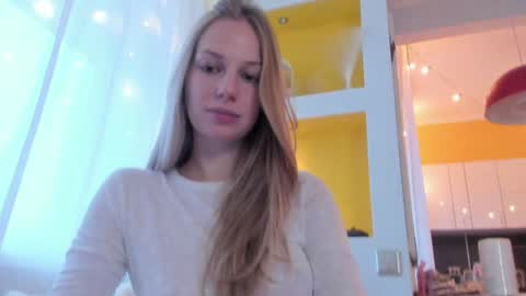 Snapshot of magic_couple13 chatting on 16, 12, 2025 Alice online show from 16, 12, 2025