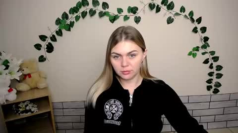 Snapshot of magic_katarina_ chatting on 8, 1, 2025 magic_katarina_ online show from 8, 1, 2025