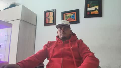 magic_milk23 online show from 12, 1, 2026