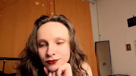 Mikky or Moon online show from 14, 12, 2025