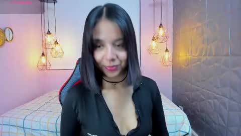 Snapshot of magic_oliviah chatting on 14, 6, 2026 Oliviah online show from 14, 6, 2026