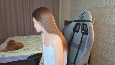 Snapshot of magic_shy chatting on 14, 10, 2025 Merry online show from 14, 10, 2025