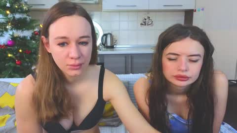 Snapshot of magical_mermaids chatting on 2, 1, 2025 Alice online show from 2, 1, 2025