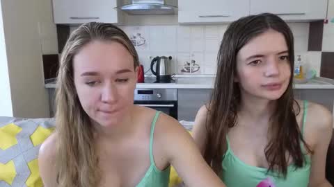 Snapshot of magical_mermaids chatting on 17, 9, 2025 Alice online show from 17, 9, 2025