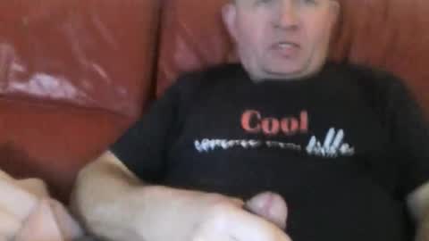 Snapshot of magicman250 chatting on 20, 12, 2025 magicman250 online show from 20, 12, 2025
