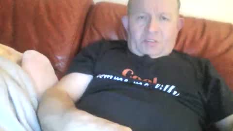 Snapshot of magicman250 chatting on 20, 12, 2025 magicman250 online show from 20, 12, 2025
