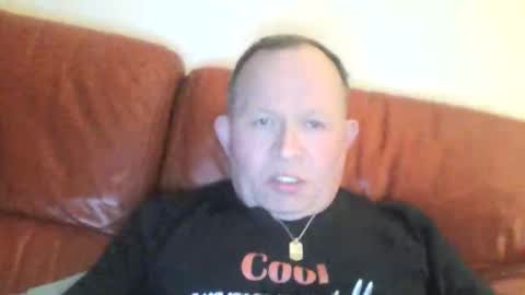 Snapshot of magicman250 chatting on 5, 1, 2026 magicman250 online show from 5, 1, 2026