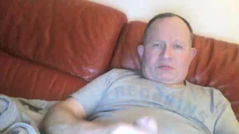 Snapshot of magicman250 chatting on 8, 1, 2026 magicman250 online show from 8, 1, 2026