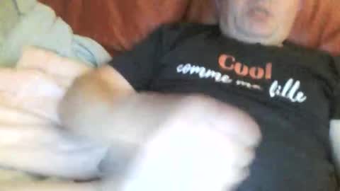 Snapshot of magicman250 chatting on 12, 1, 2026 magicman250 online show from 12, 1, 2026