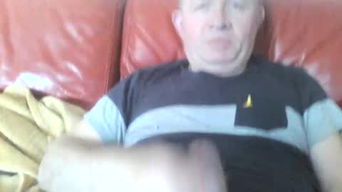 Snapshot of magicman250 chatting on 5, 4, 2026 magicman250 online show from 5, 4, 2026
