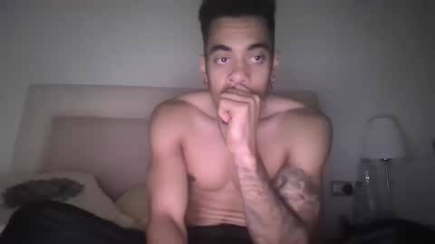 Snapshot of magicsempai chatting on 12, 12, 2024 Magicsempai online show from 12, 12, 2024