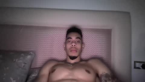 Snapshot of magicsempai chatting on 5, 2, 2025 Magicsempai online show from 5, 2, 2025