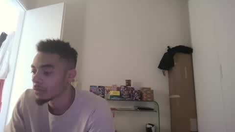 Snapshot of magicsempai chatting on 7, 2, 2025 Magicsempai online show from 7, 2, 2025