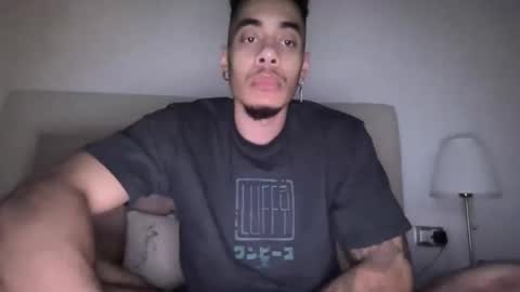 Snapshot of magicsempai chatting on 5, 3, 2025 Magicsempai online show from 5, 3, 2025