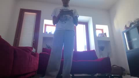 Snapshot of magicsempai chatting on 7, 10, 2025 Magicsempai online show from 7, 10, 2025