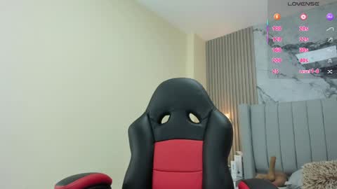 Snapshot of magievans1 chatting on 9, 5, 2026 magievans1 online show from 9, 5, 2026