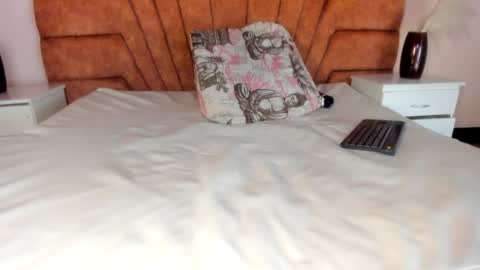 MAHIA online show from 28, 1, 2025